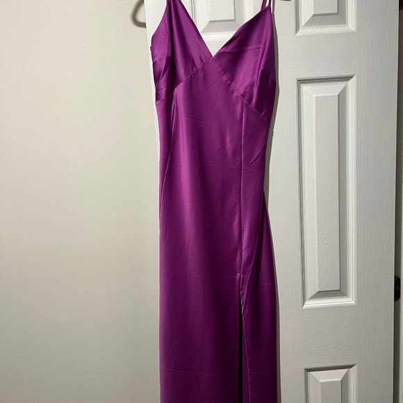 Dynamite Silk Dress- Small - Picture 1 of 2